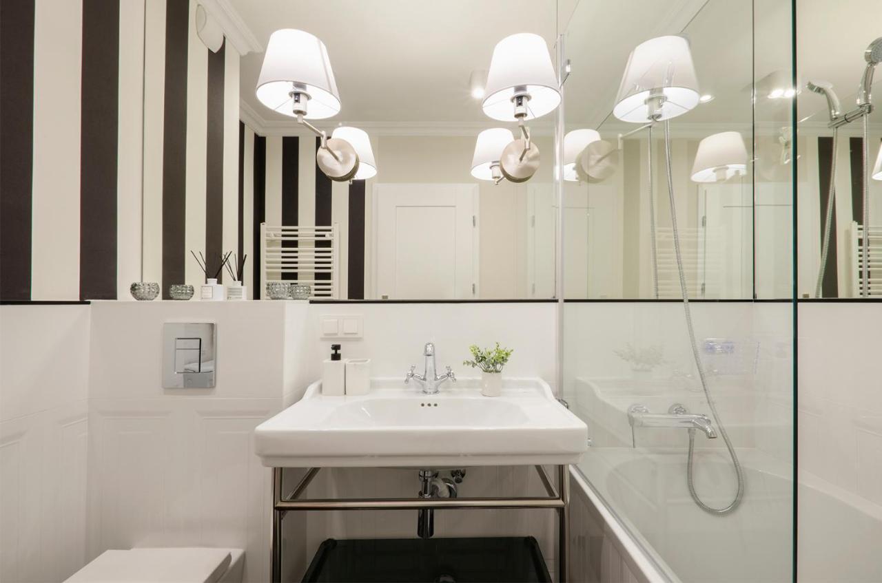 Sky Home- Rose Apartament -Manufaktura, Bezplatny Parking, Klima, Dostep Na Kod 罗兹 外观 照片