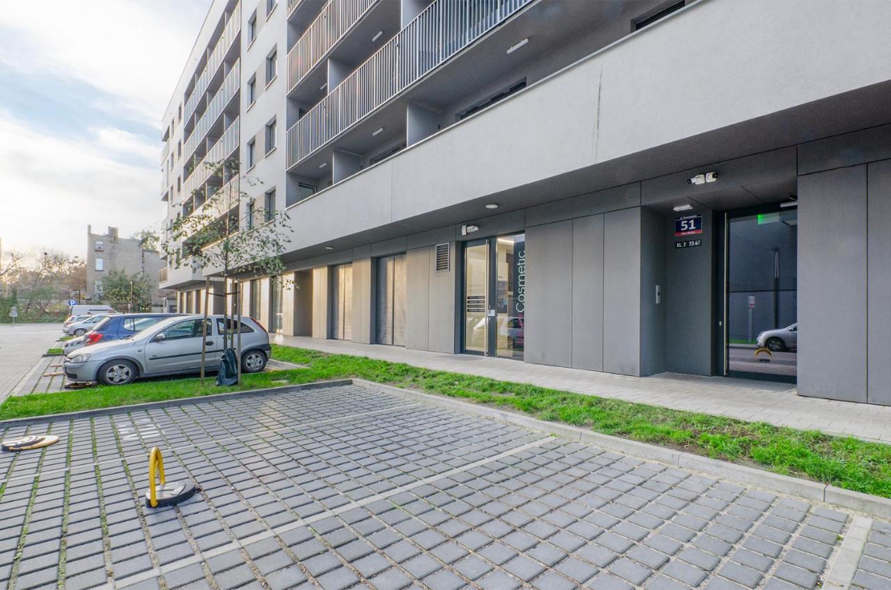 Sky Home- Rose Apartament -Manufaktura, Bezplatny Parking, Klima, Dostep Na Kod 罗兹 外观 照片